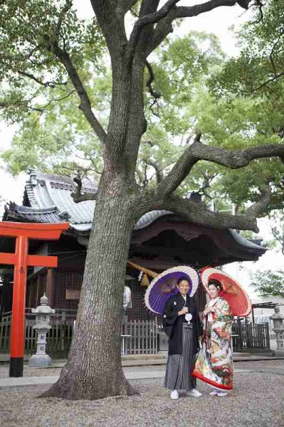 スタジオ近くの神社で